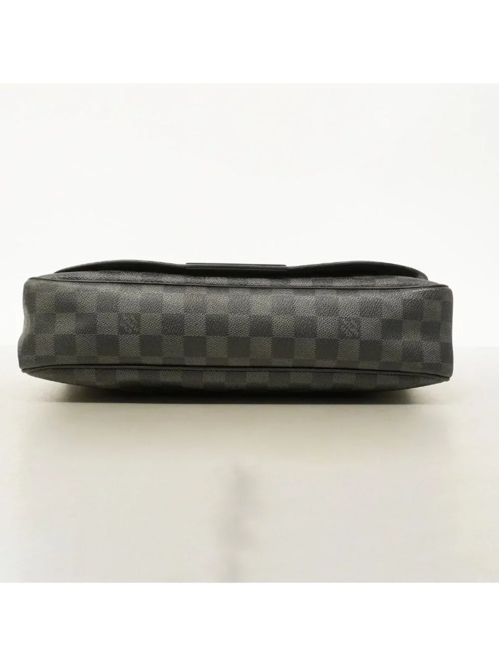 Louis Vuitton Shoulder Bag Damier Graphite Daniel MM Black Gray